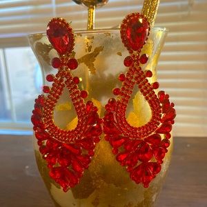 Gorgeous, ruby, red dress earrings